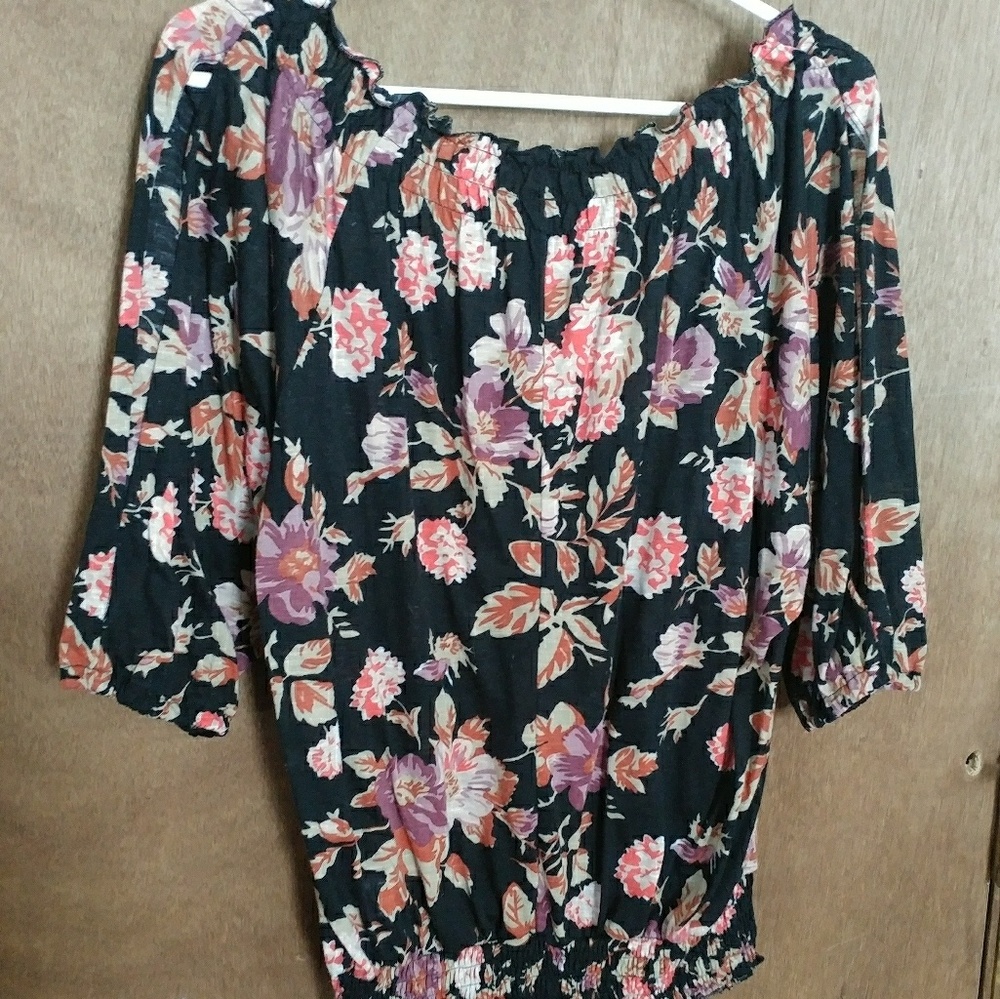 Floral cold shoulder top
